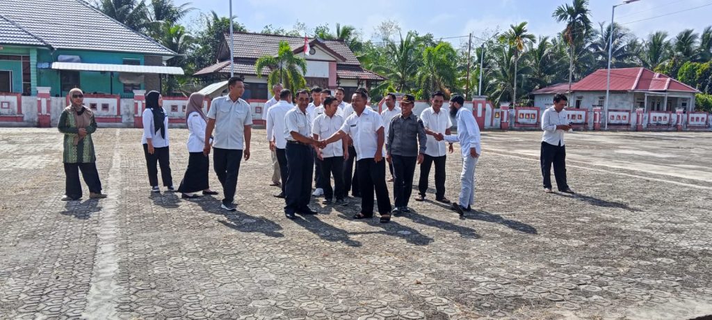 Pasca Libur Nasional dan Cuti Bersama Perayaan Nyepi dan Hari Raya Idul Fitri 1447 Hijriah, aktifitas perkantoran di lingkungan Pemerintah Kabupaten Sambas kembali normal, Rabu (25/3).