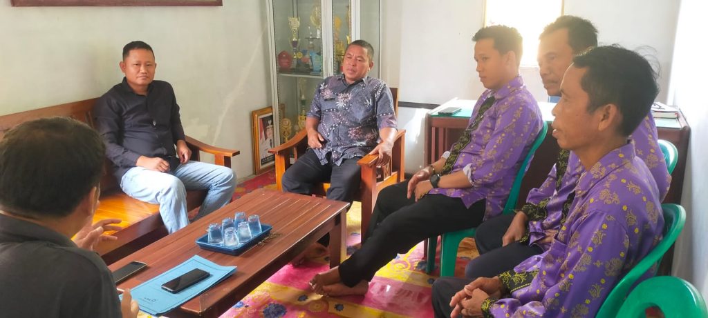 Kunjungan koordinasi membahas persiapan Desa Pancur guna mengikuti Monev Keterbukaan Informasi Publik se-Kalimantan Barat tahun 2026
